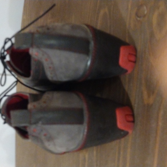 women's j-41 gray and black blue heel shoes size 7 med - Picture 3 of 4